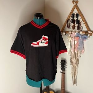 Air Jordan embroidered logo tee 😉